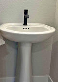 Small Pedestal Sink