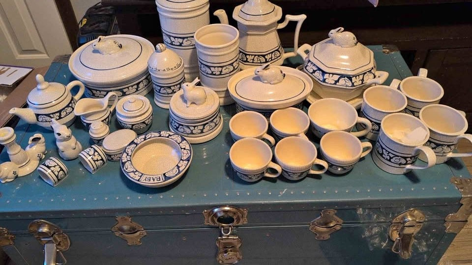 Dedham Pottery Vintage 1986 china Set with Bunny