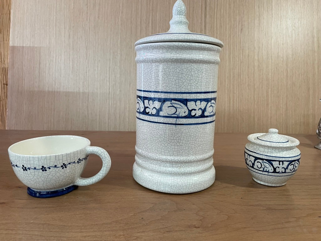 Dedham Pottery Vintage 1986 china Set with Bunny